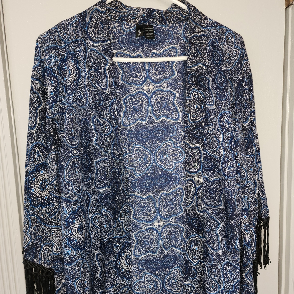Fun & Flirt Navy and White Paisley Open Kimono